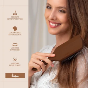 Die Paddelbürste ist perfekt geeignet für lange Haare, da sie durch ihre Größe das Kämmen erleichtert und die Haare nicht so schnell verknoten.