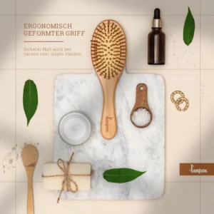 Eine Lockenbürste aus Holz ist eine sanfte Möglichkeit, lockiges Haar zu kämmen und zu stylen, ohne es zu beschädigen.
